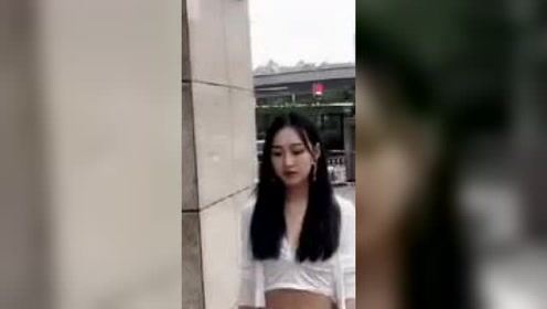 男生出门在外，一定要注意安全，小心美女的套