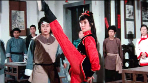 40年前功夫片：功夫美女大战恶霸，腿功凌厉好看