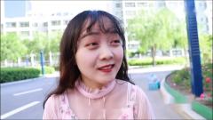 什么海里没有鱼，答上来奖励口红，美女的回答